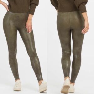 NWT Spanx Faux Leather Shine Croc Leggings in Darkened Olive